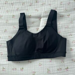 Nike Women's Sleek Black Sports Bra